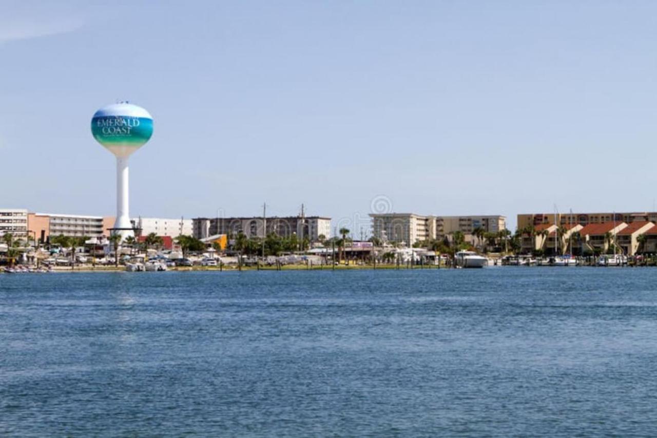 Near Fort Walton Beach, Peaceful 5 Bedrooms House エクステリア 写真