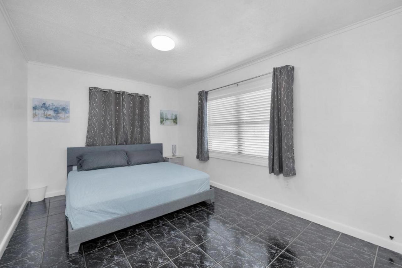 Near Fort Walton Beach, Peaceful 5 Bedrooms House エクステリア 写真